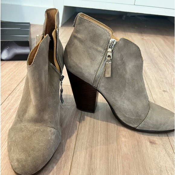 Rag & Bone tan booties size 40 - Picture 1 of 4